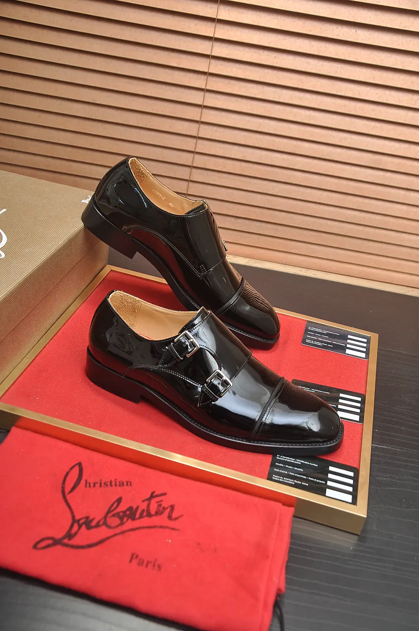 Men's shoes 💰620💶 [Chrstian Loubotin] Red-soled shoes 💋Original mold opening, the highest version on the market, purely handmade ➕Imported cowhide uppers, first-layer water-dyed cowhide lining! Original EU high-gloss outsole. 38 to 45 (45 customized)
